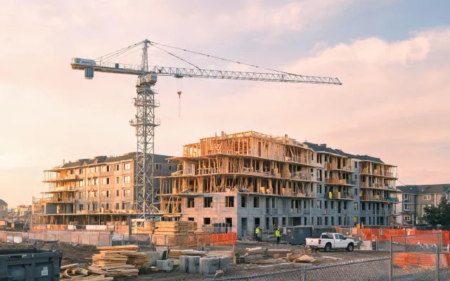 US residential self-erecting case